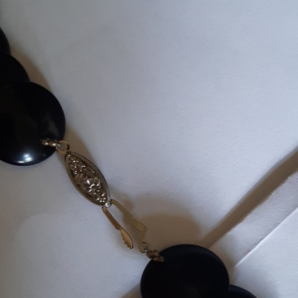 Black & Silver Beaded Necklace - Picture 4 of 6
